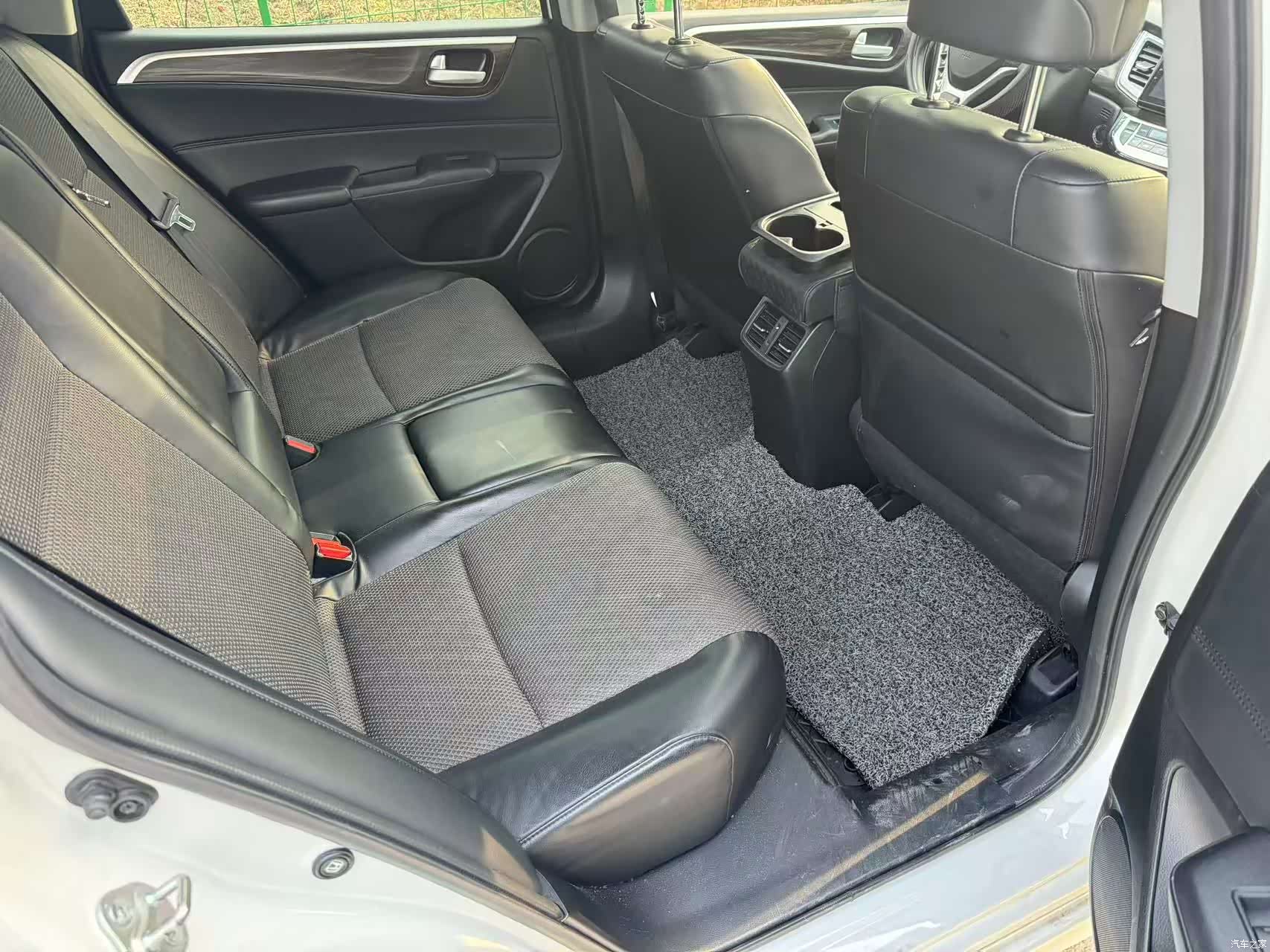 Honda Jade, 2019 12