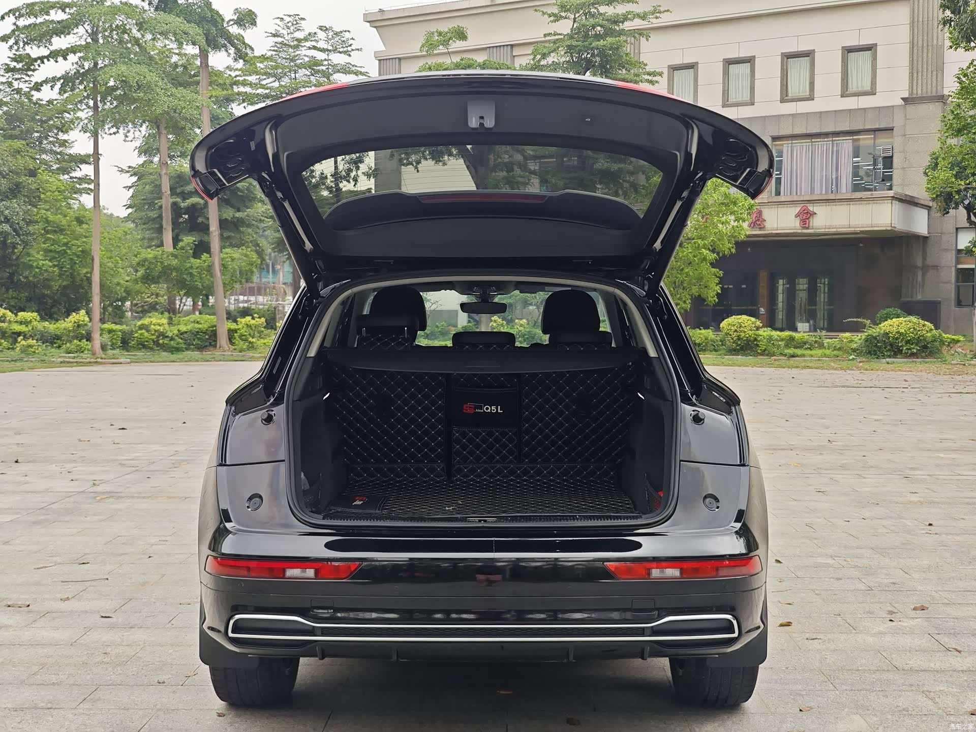Audi Q5L, 2019 22