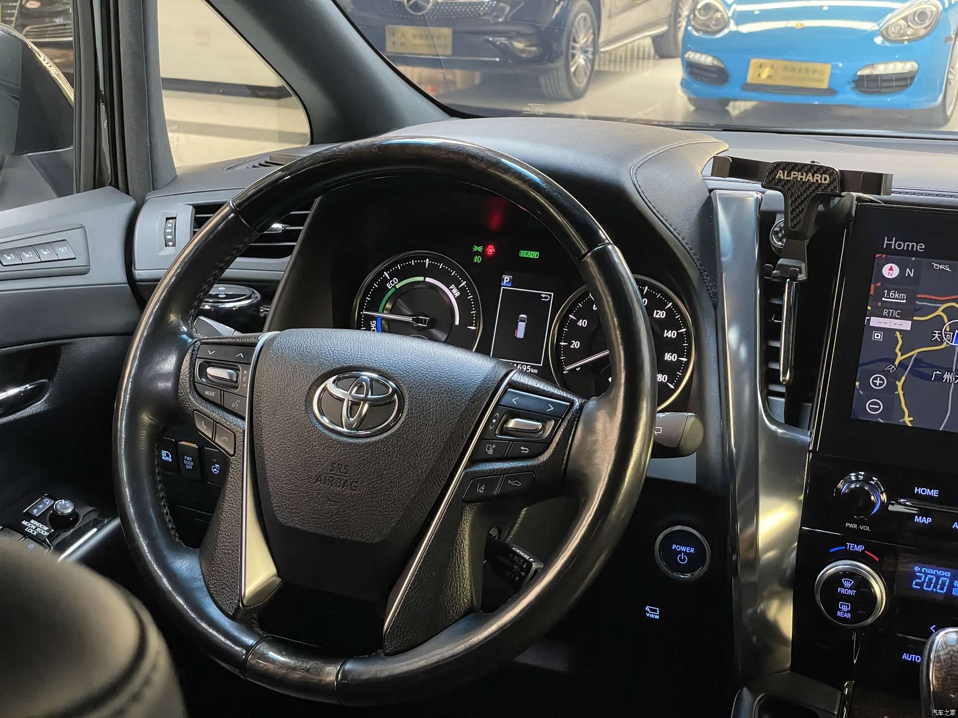 Toyota Vellfire, 2020 14