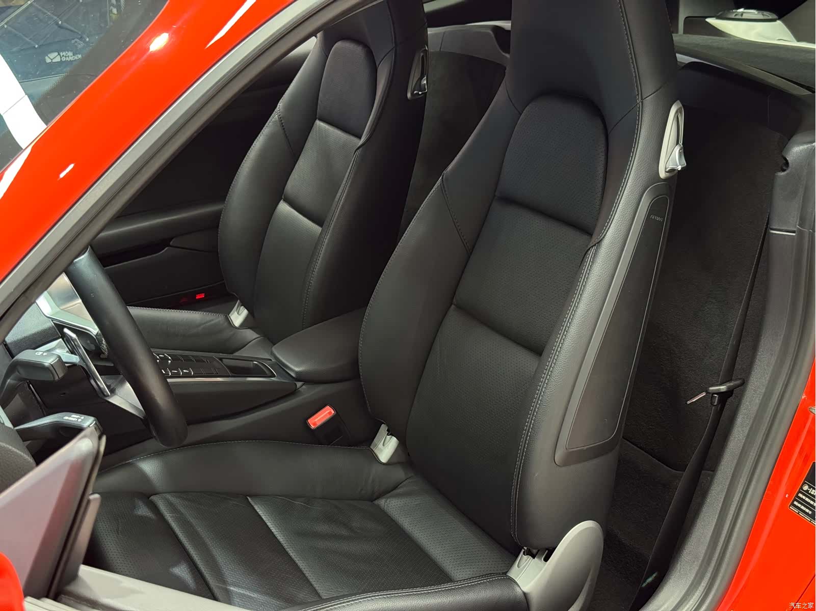 Porsche Cayman, 2017 33