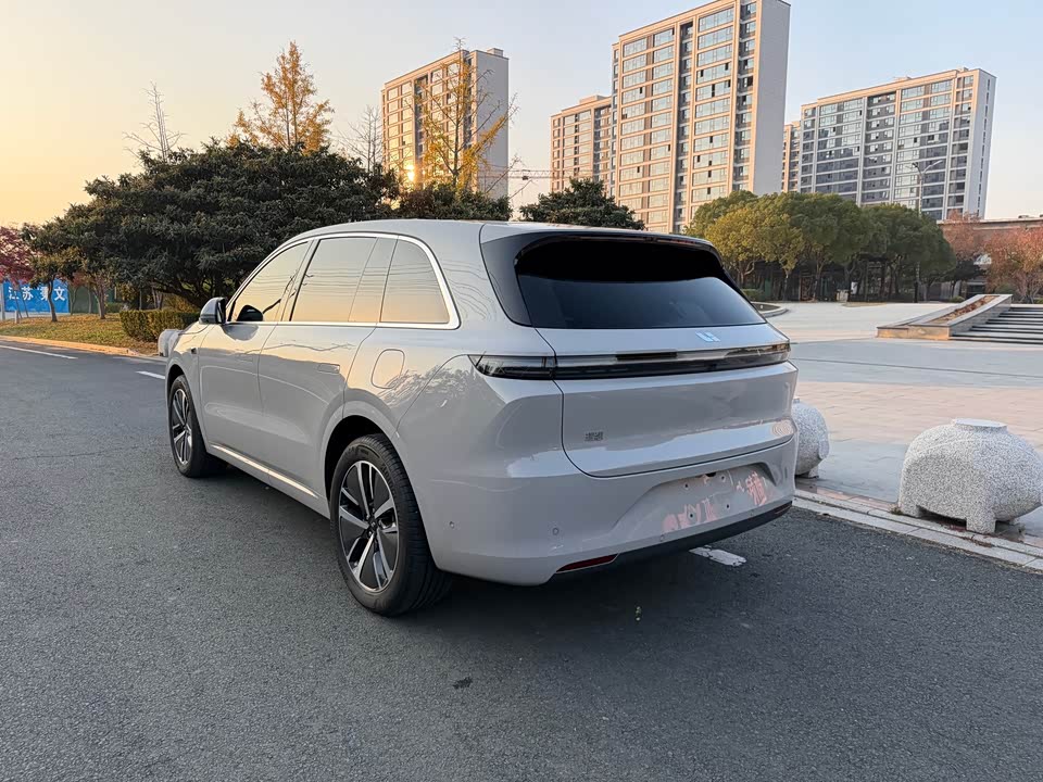 Li Auto Ideal L6