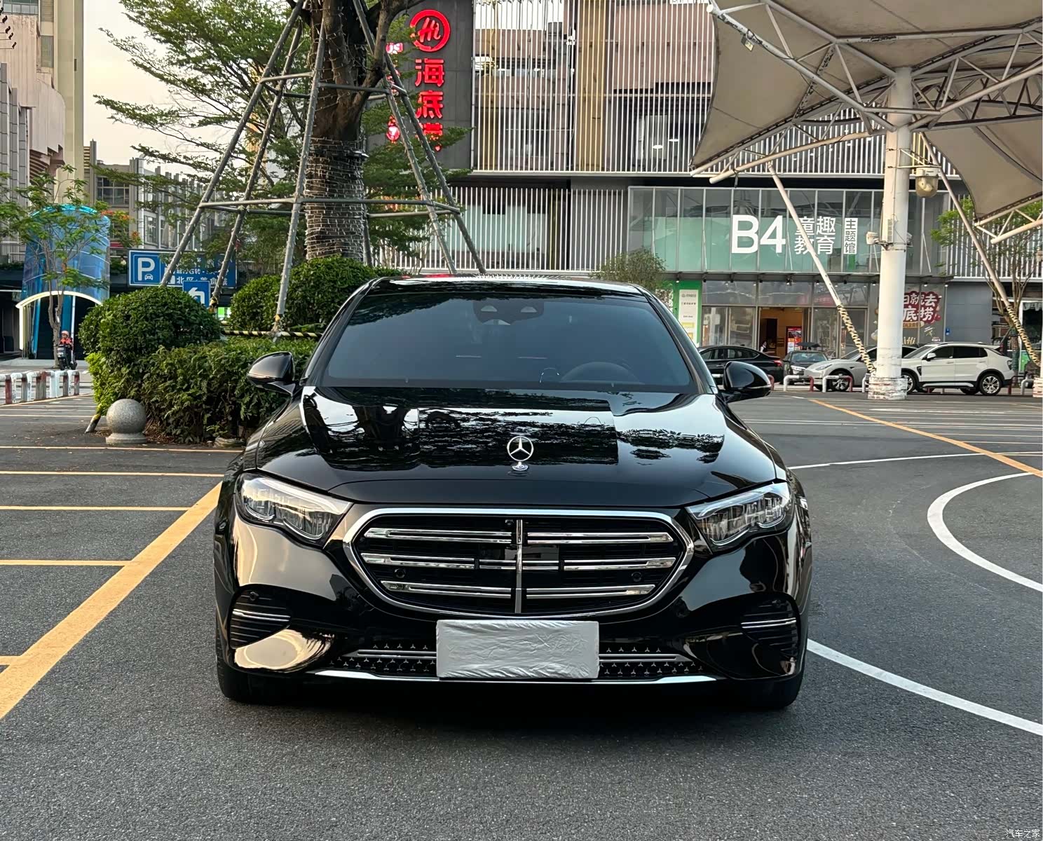 Mercedes-Benz E-Class, 2025 3