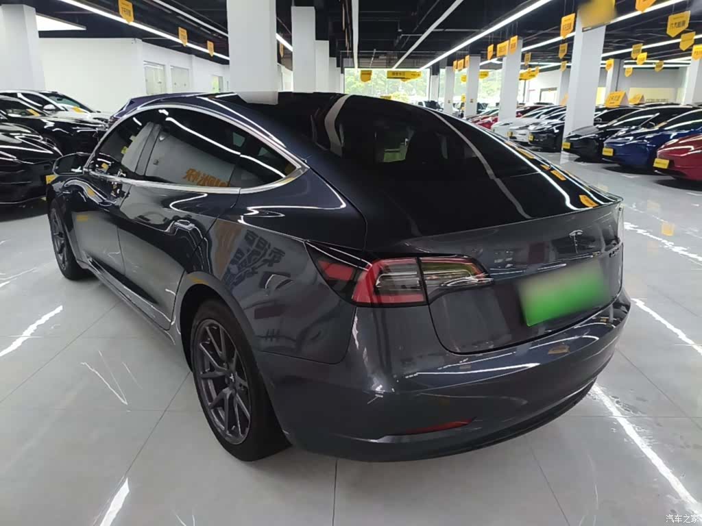 Tesla Model 3, 2019 все фото