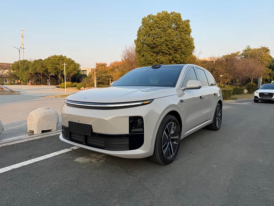 Li Auto Ideal L6
