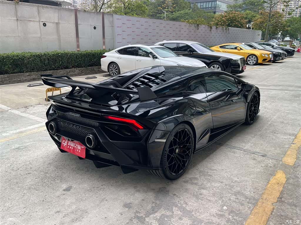 Lamborghini Huracán, 2022 6