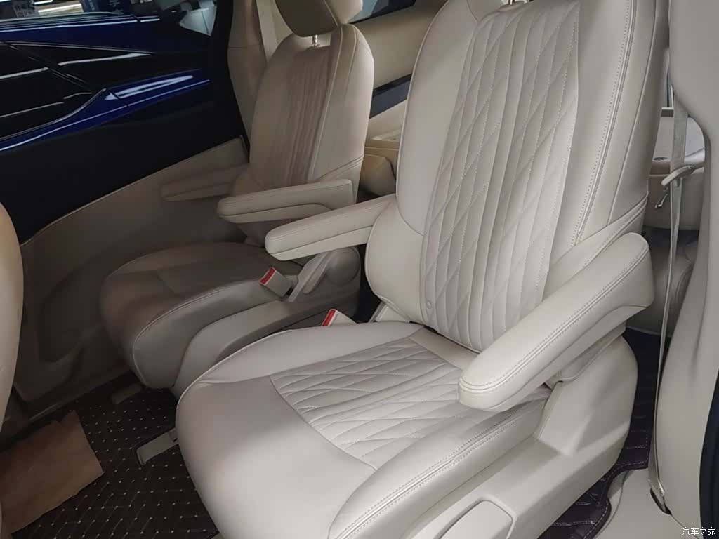 Buick GL8, 2024 17