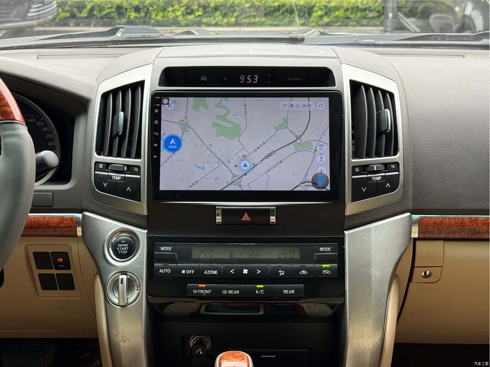 Toyota Land Cruiser, 2013 11