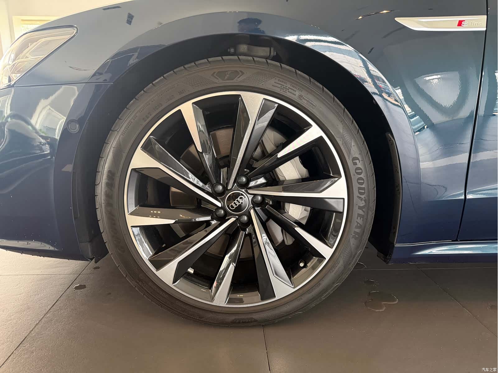 Audi A7L, 2022 20