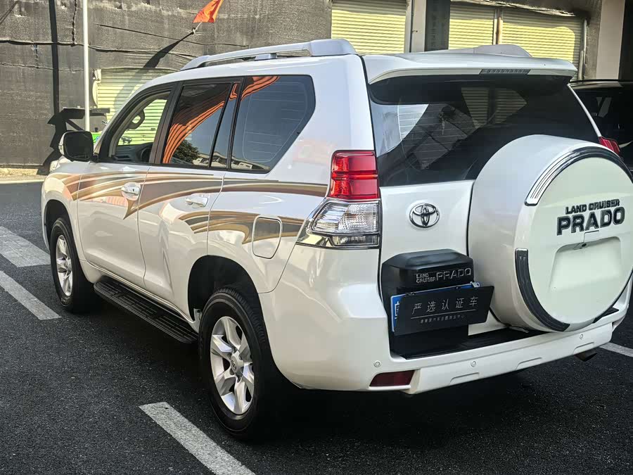 Toyota Prado 2013, фото 4