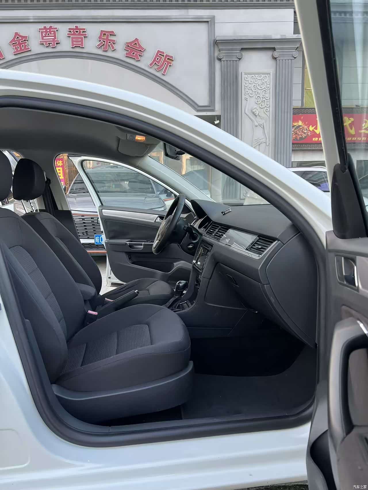 Volkswagen Bora, 2016 6