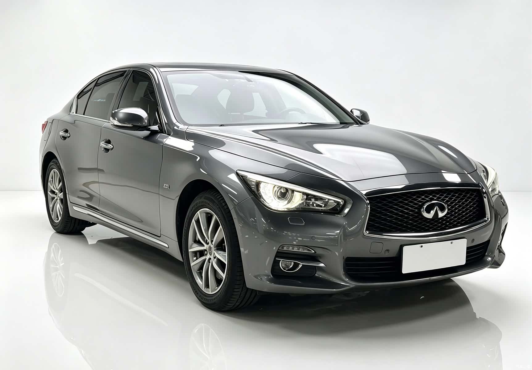 Infiniti Q50L, 2016 3