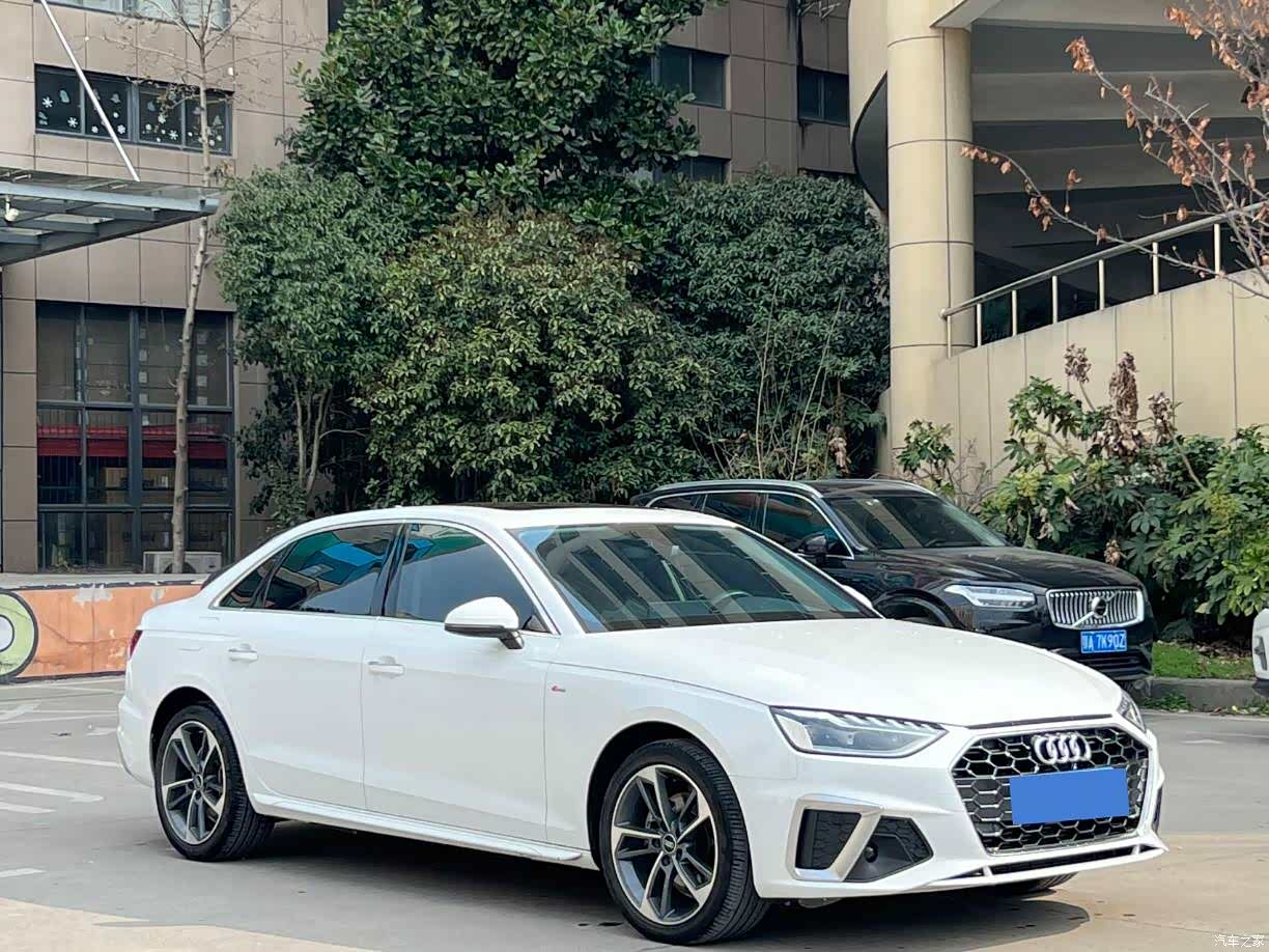 Audi A4L, 2022 3