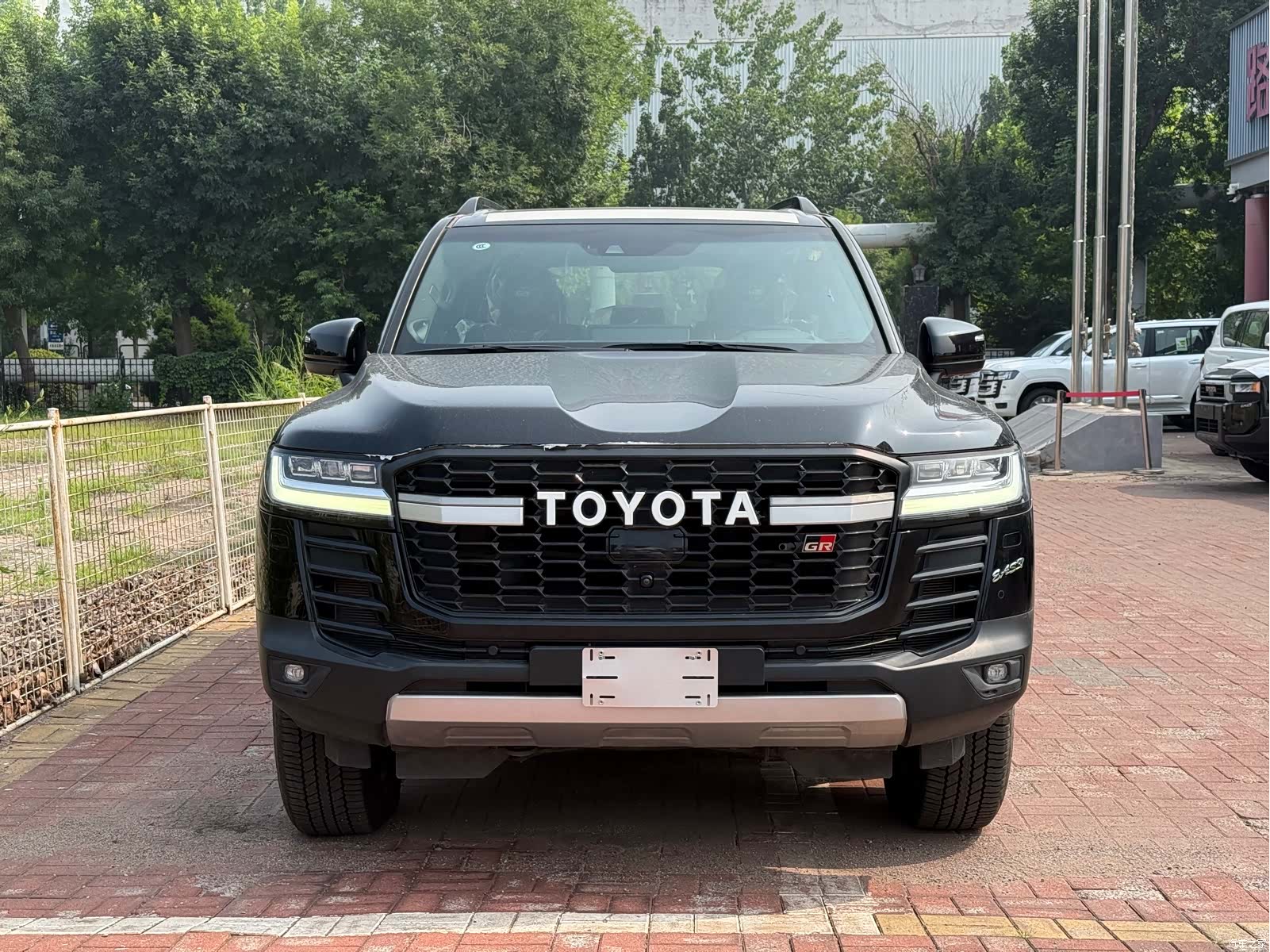 Toyota Land Cruiser, 2026 2