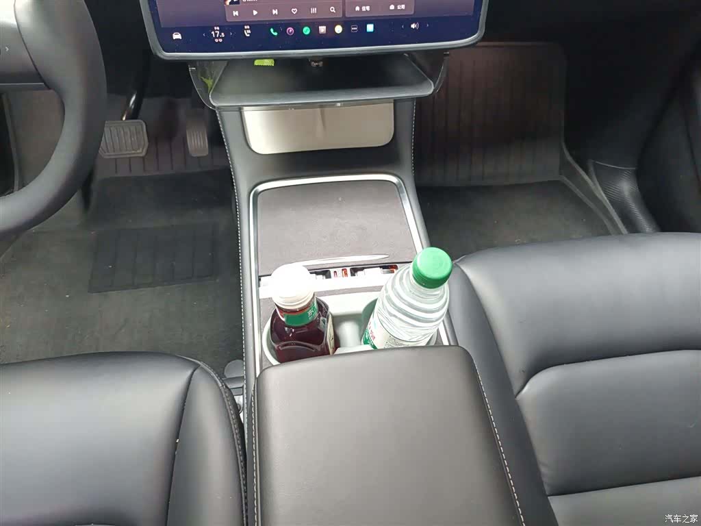 Tesla Model Y, 2022 10