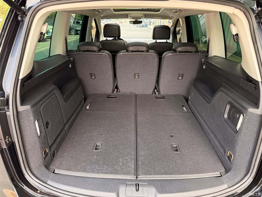 Volkswagen Xia, 2020 10