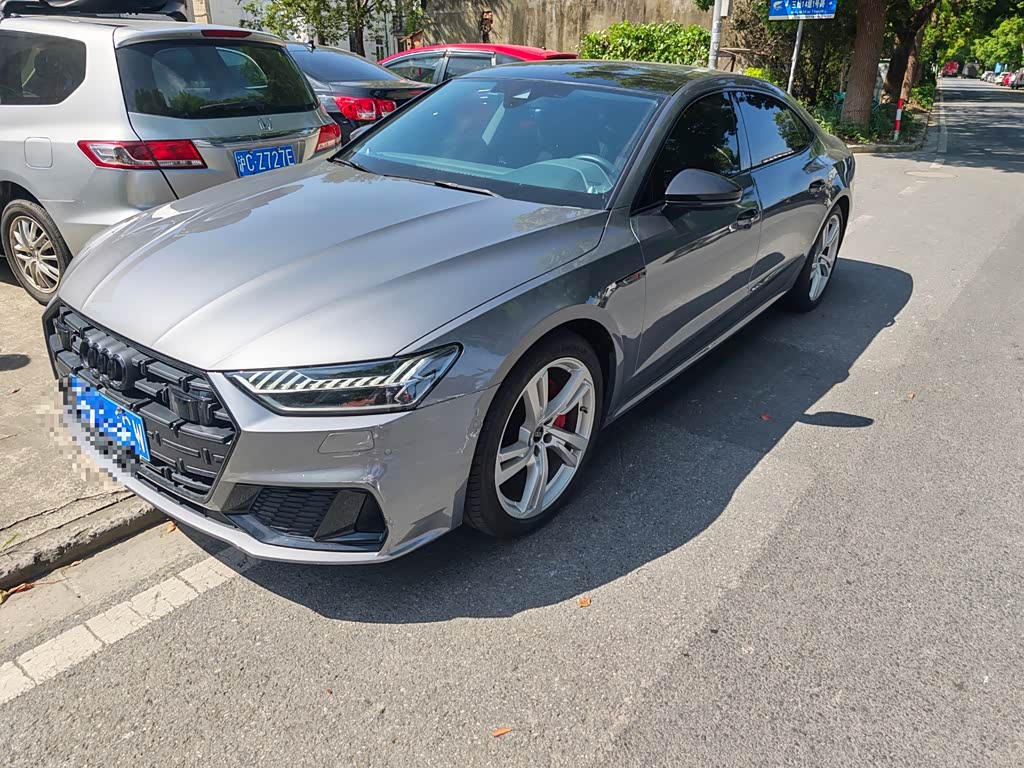 Audi A7L
