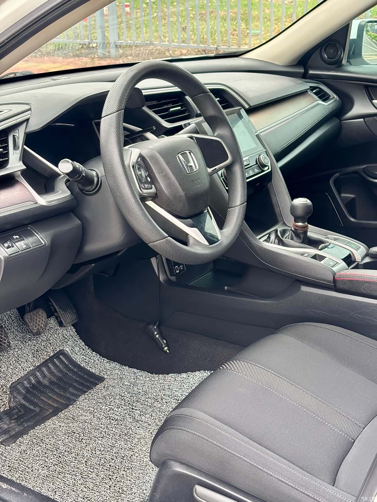 Honda Civic, 2017 12