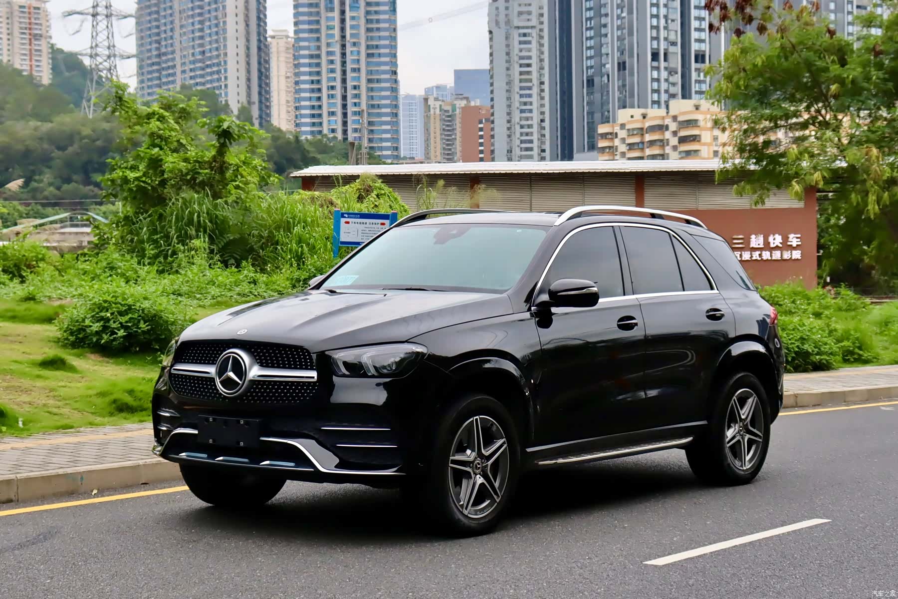 Mercedes-Benz GLE, 2021 1