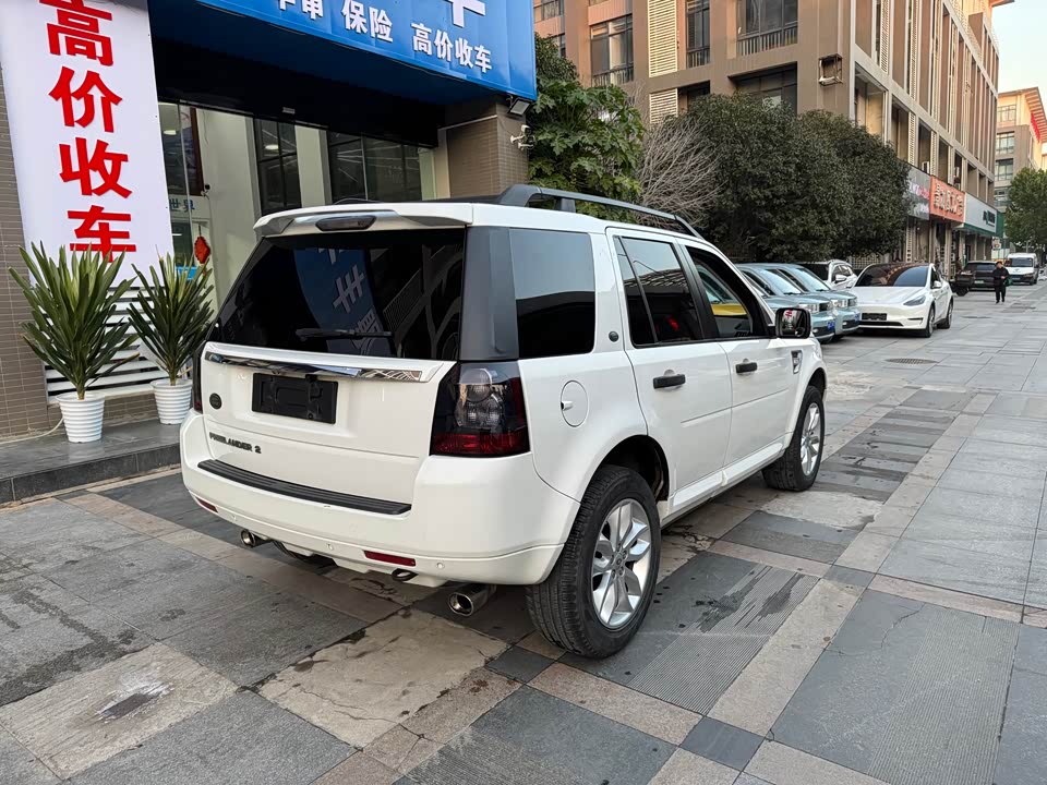 Land Rover Freelander 2