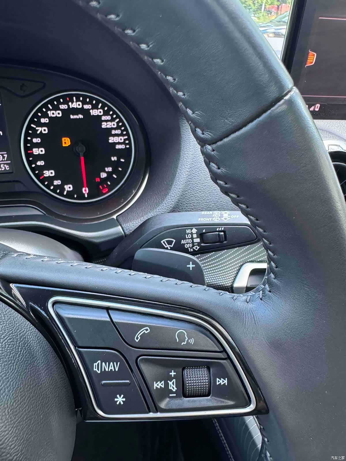 Audi Q2L, 2022 27