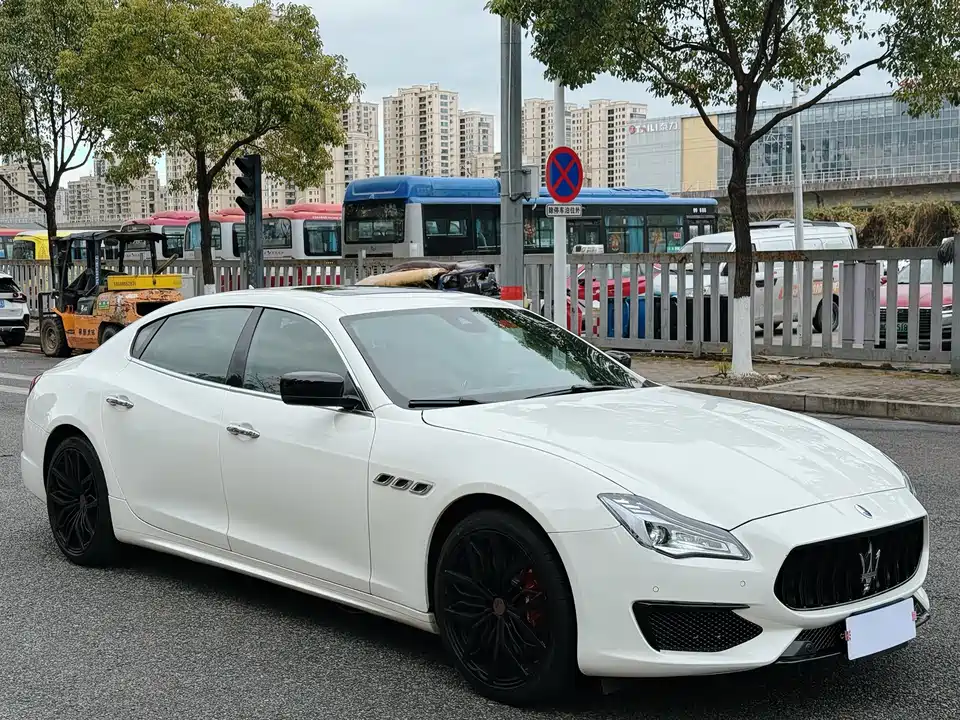 Maserati President