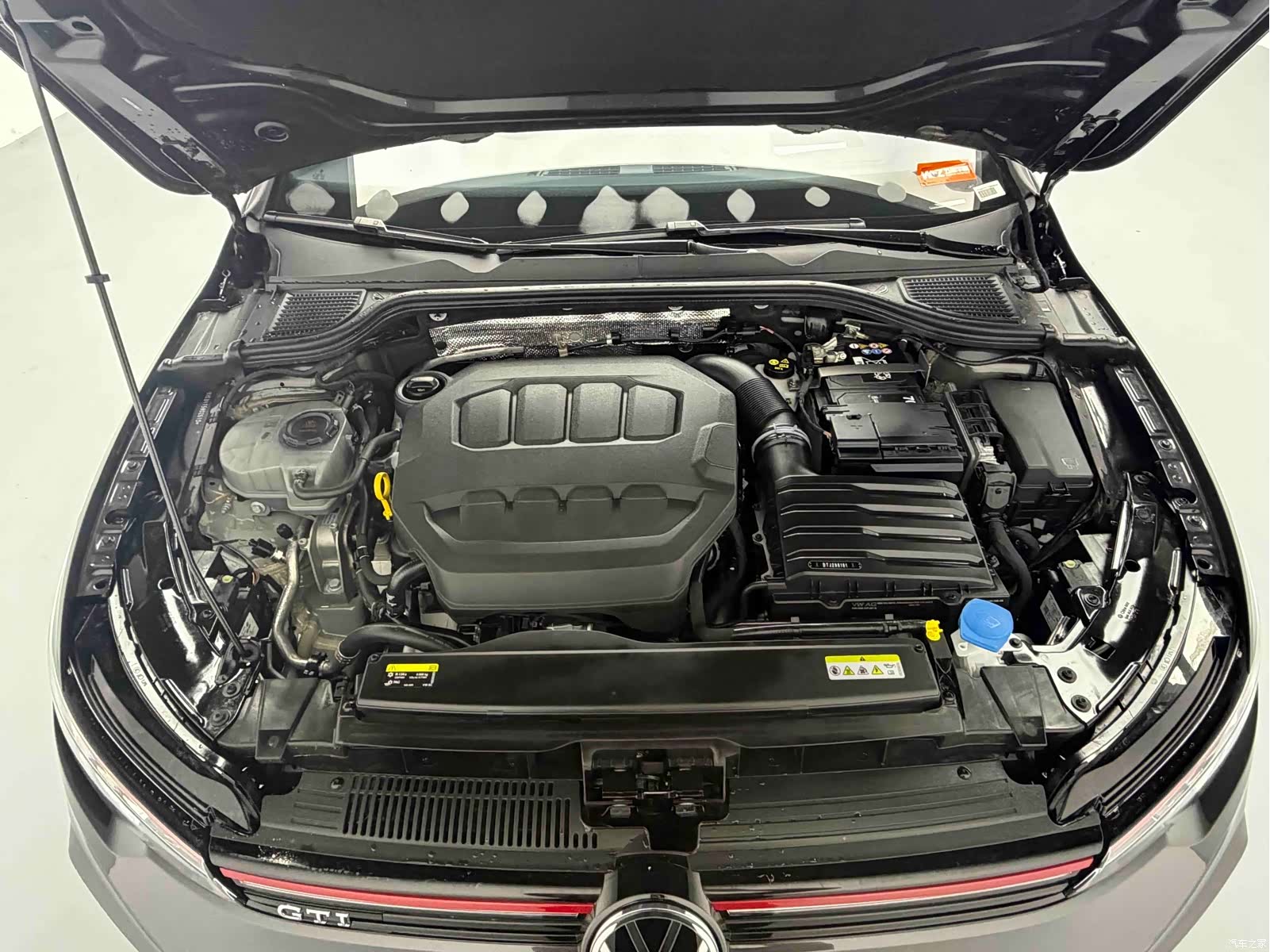 Volkswagen Golf, 2026 10