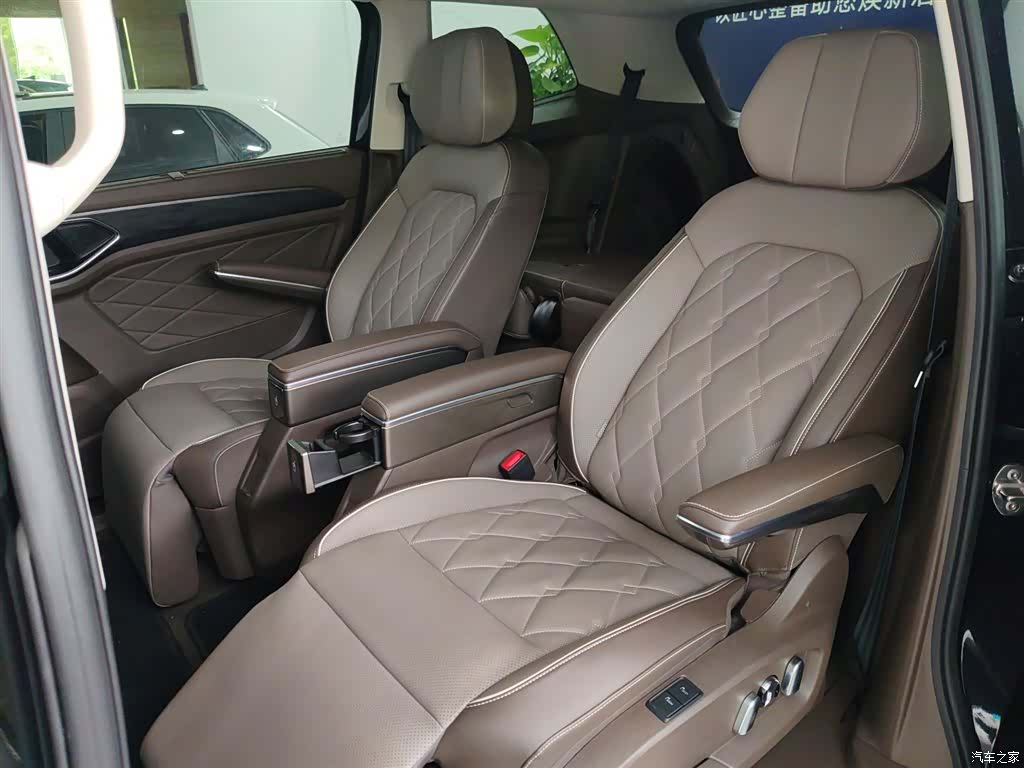 Volkswagen Viloran, 2025 17