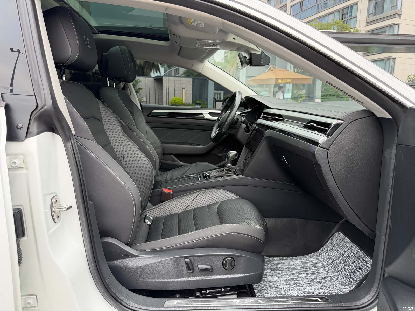 Volkswagen CC, 2021 21