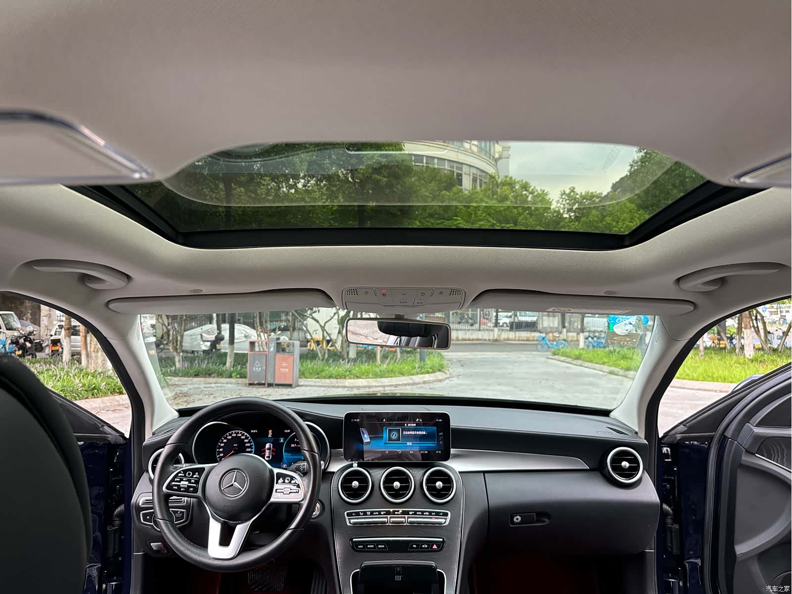 Mercedes-Benz C-Class, 2019 17