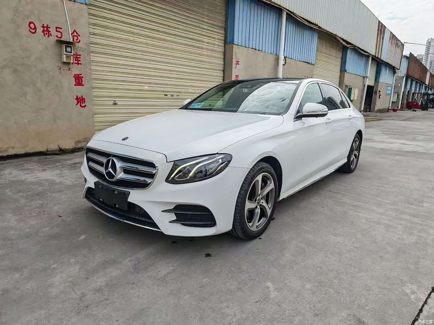Mercedes-Benz E-Class, 2017 1