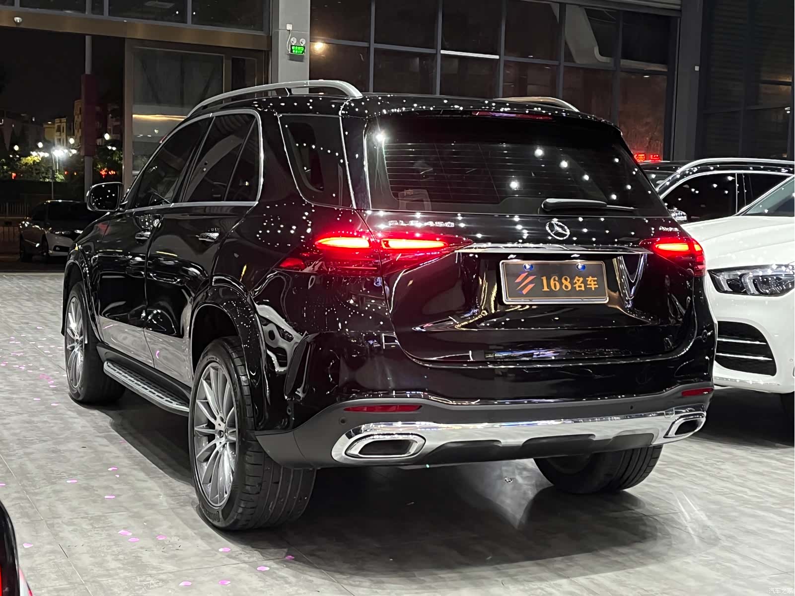 Mercedes-Benz GLE, 2023 все фото