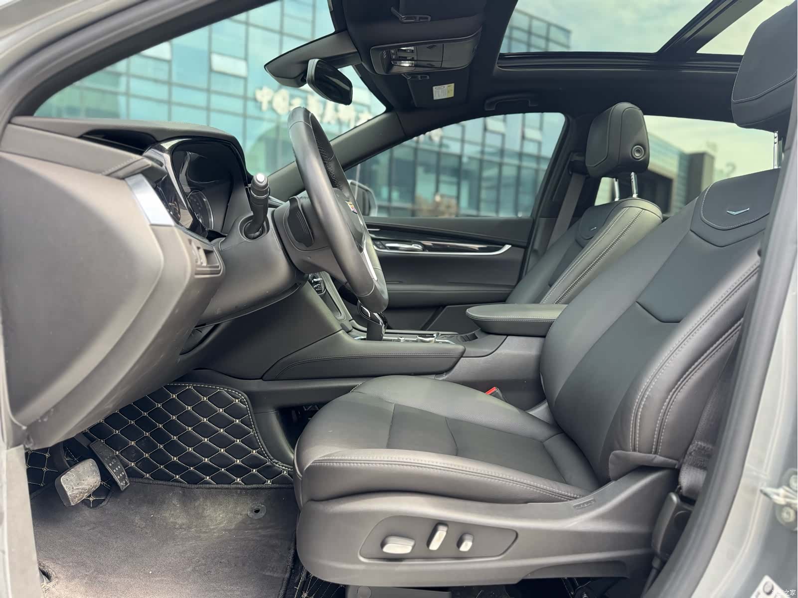 Cadillac XT5, 2022 4