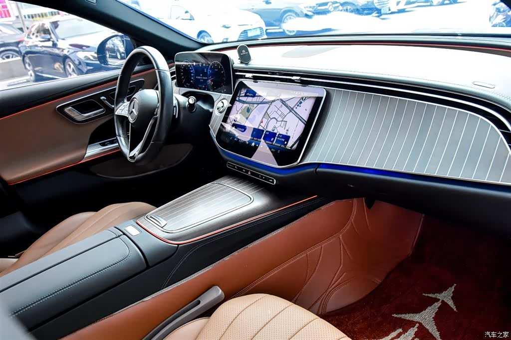 Mercedes-Benz E-Class, 2024 9