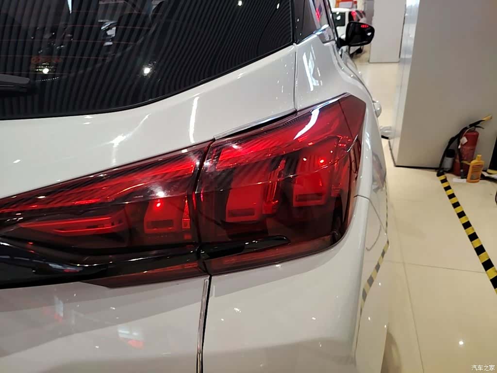 BAIC X3, 2021 8