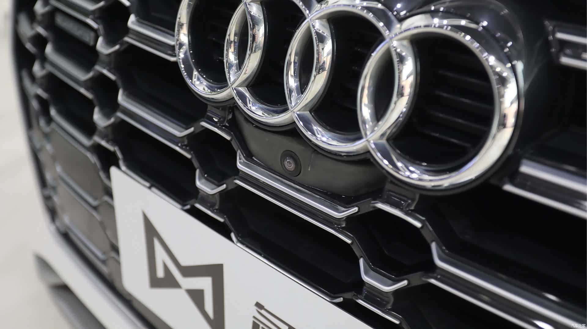 Audi Q5L, 2021 4