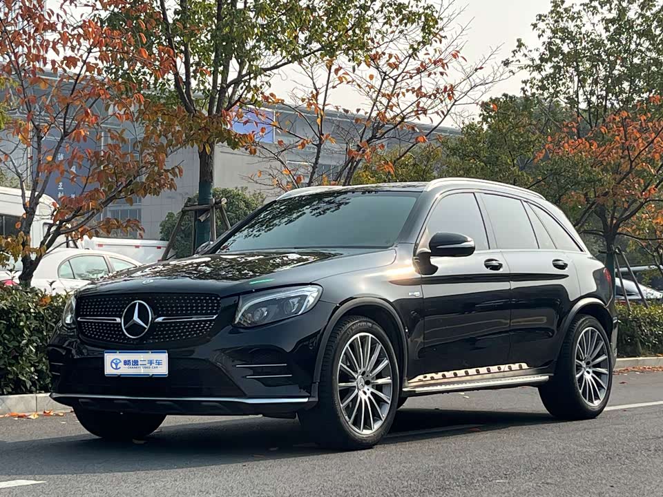 Mercedes-Benz GLC AMG