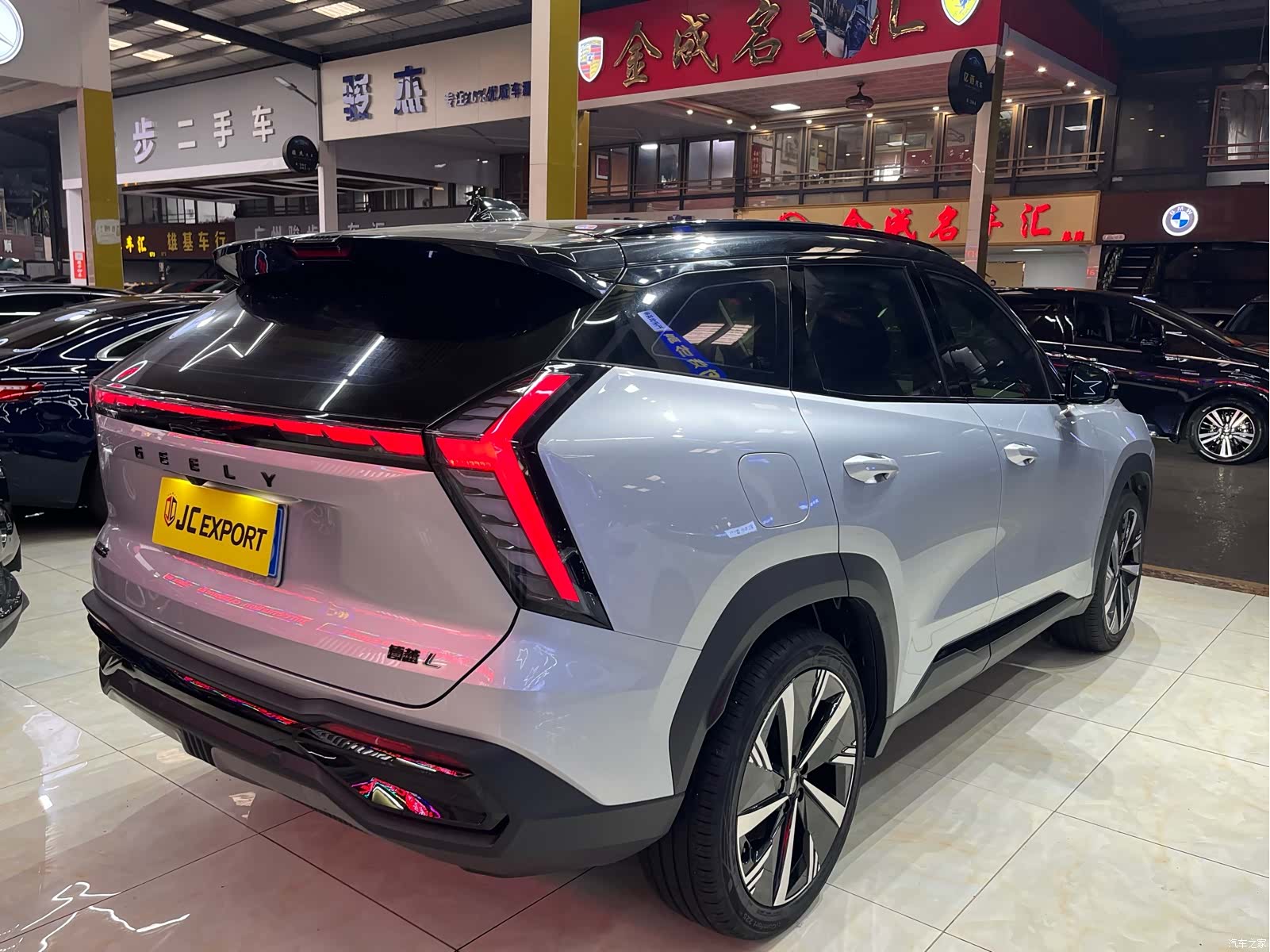 Geely Boyue, 2025 21