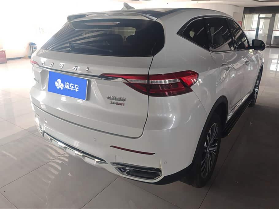 Haval F7