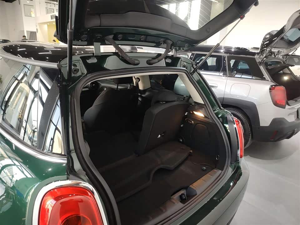 MINI MINI