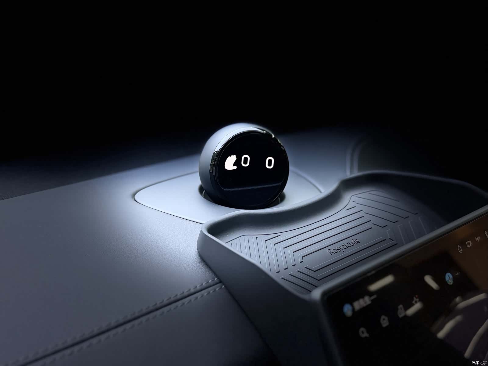 NIO ES6, 2023 10