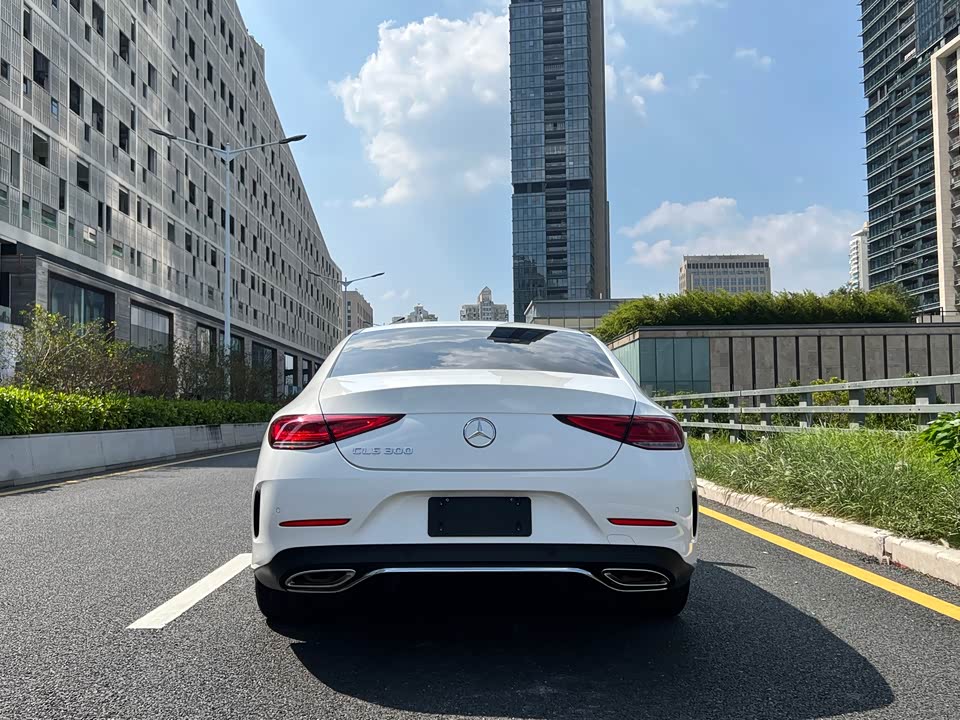 Mercedes-Benz CLS