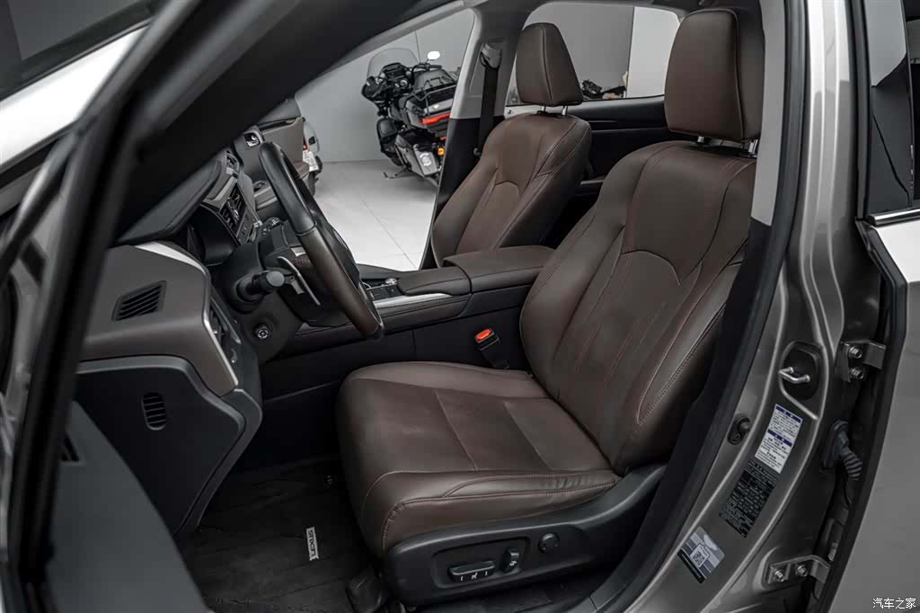 Lexus RX, 2021 25