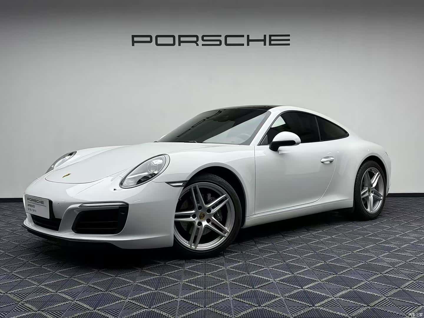 Porsche 911, 2019 1
