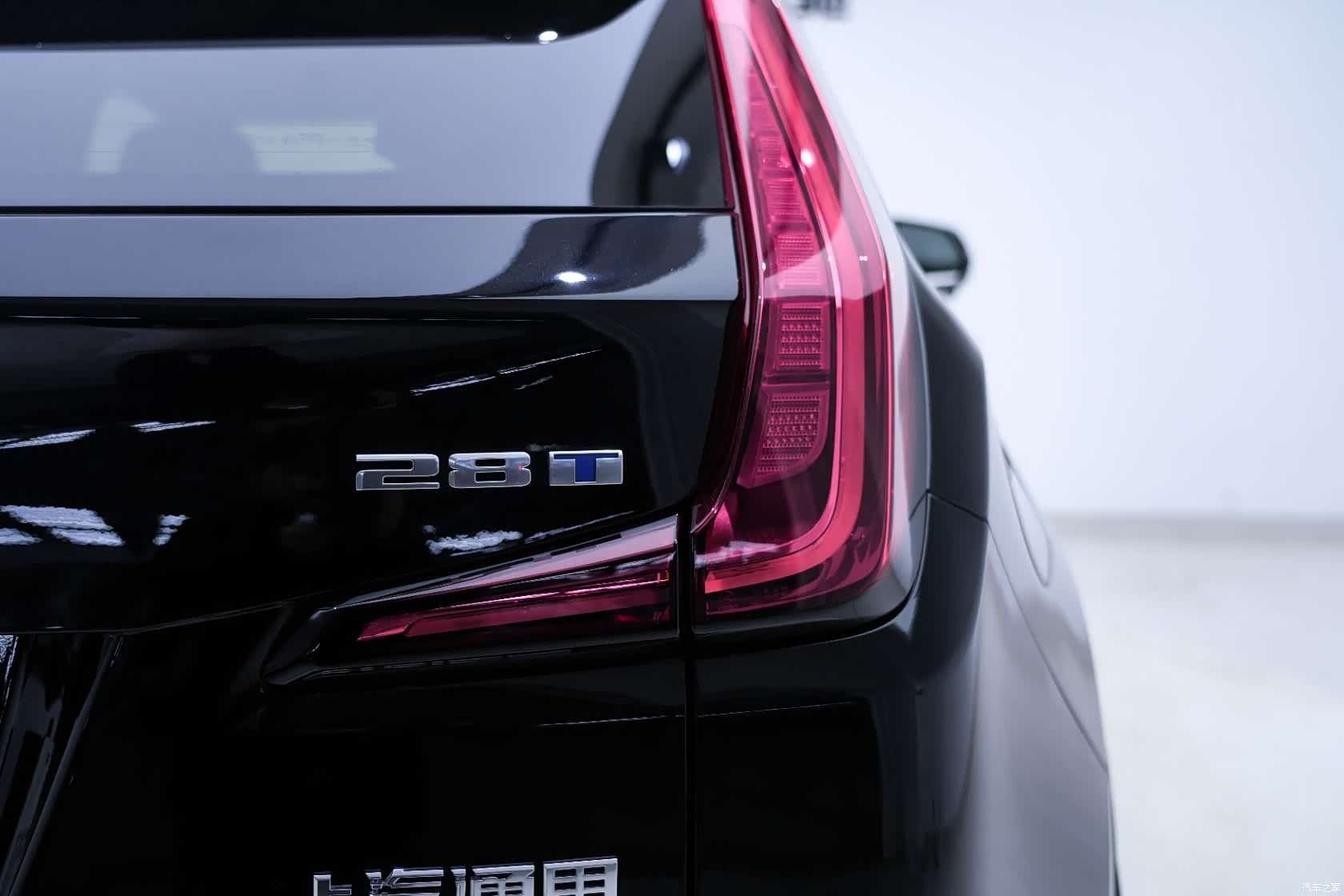 Cadillac XT4, 2023 9