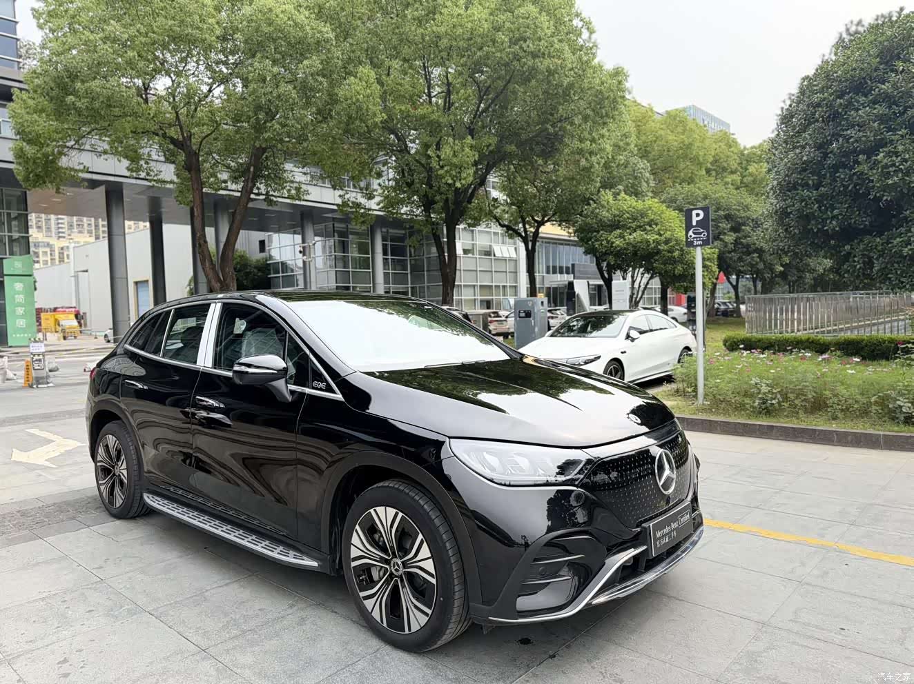 Mercedes-Benz EQE, 2025 6