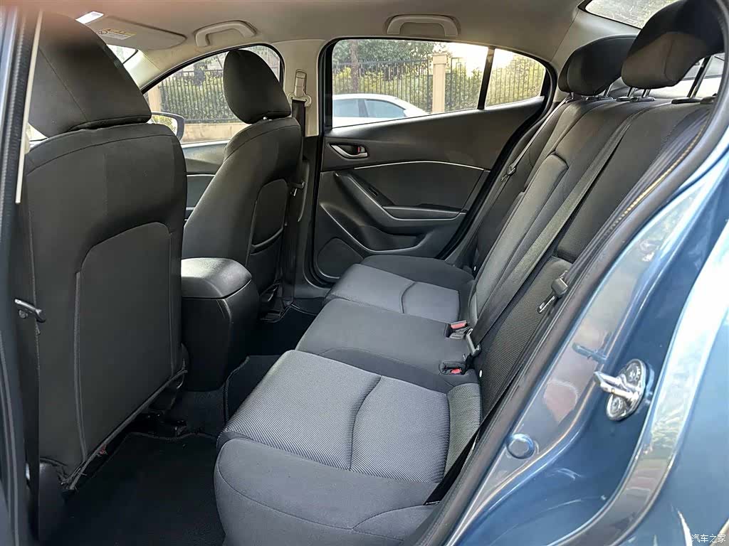 Mazda Mazda3, 2019 8