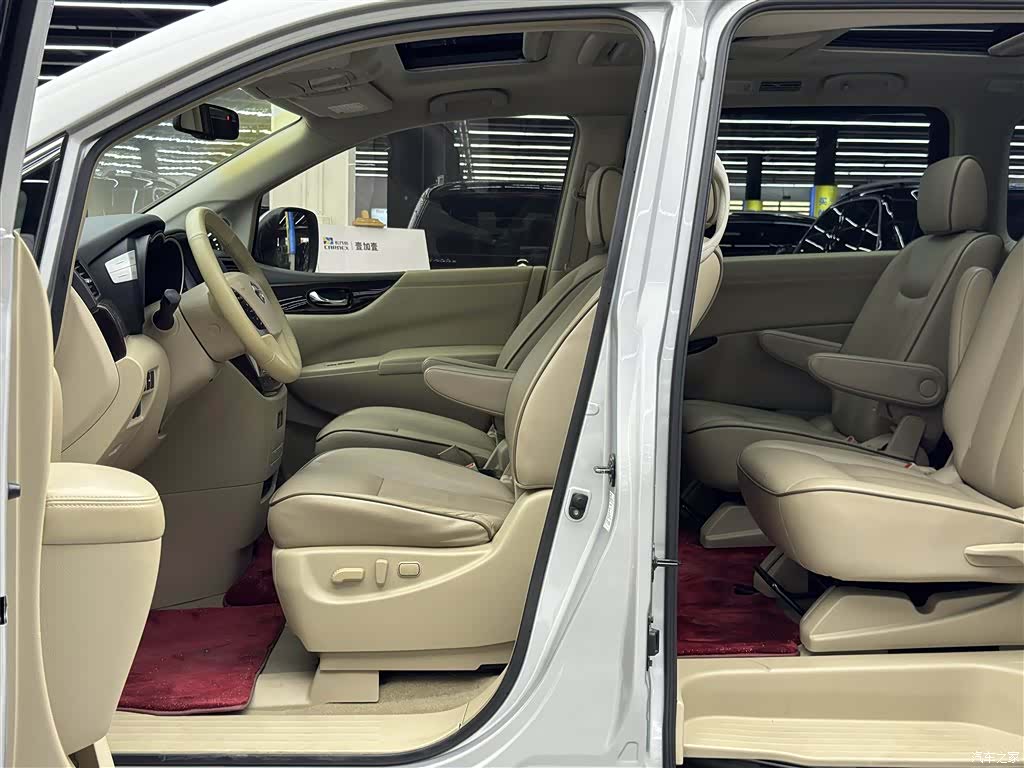 Nissan SL, 2016 6