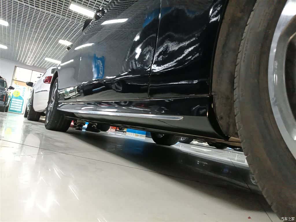 Mercedes-Benz E-Class, 2019 19