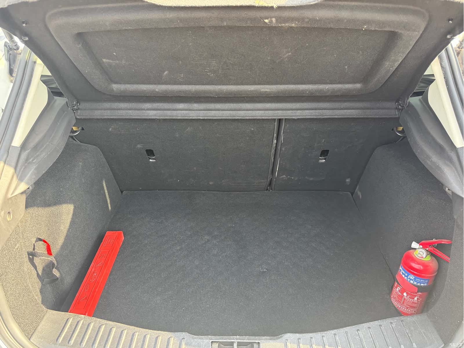 Ford Focus, 2019 14