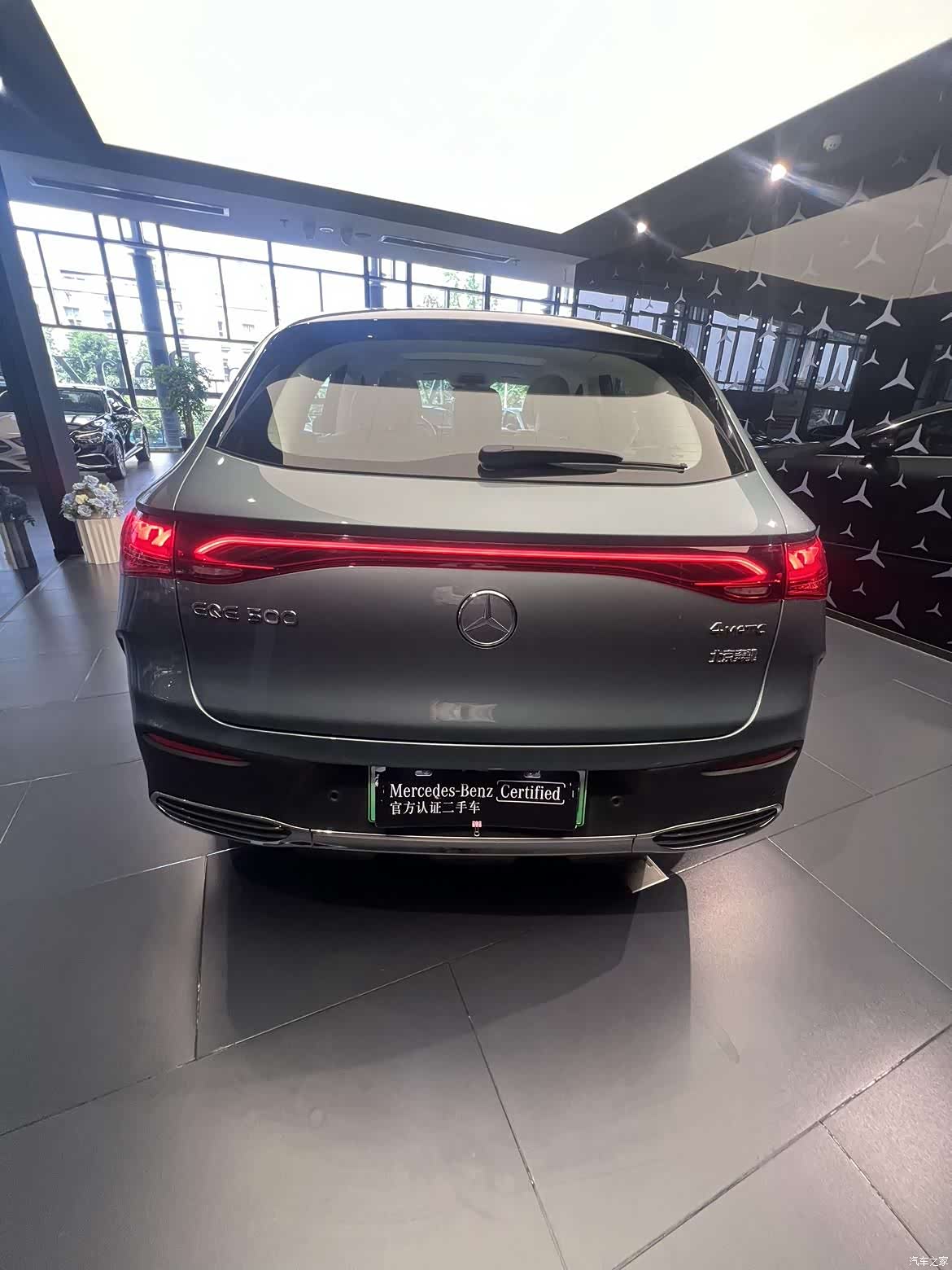 Mercedes-Benz EQE, 2024 все фото